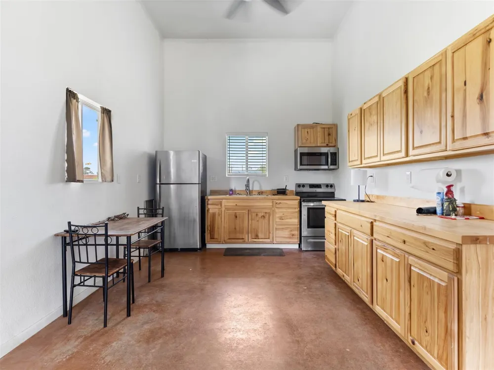 20501 Fm 521 Wadsworth, TX 77414