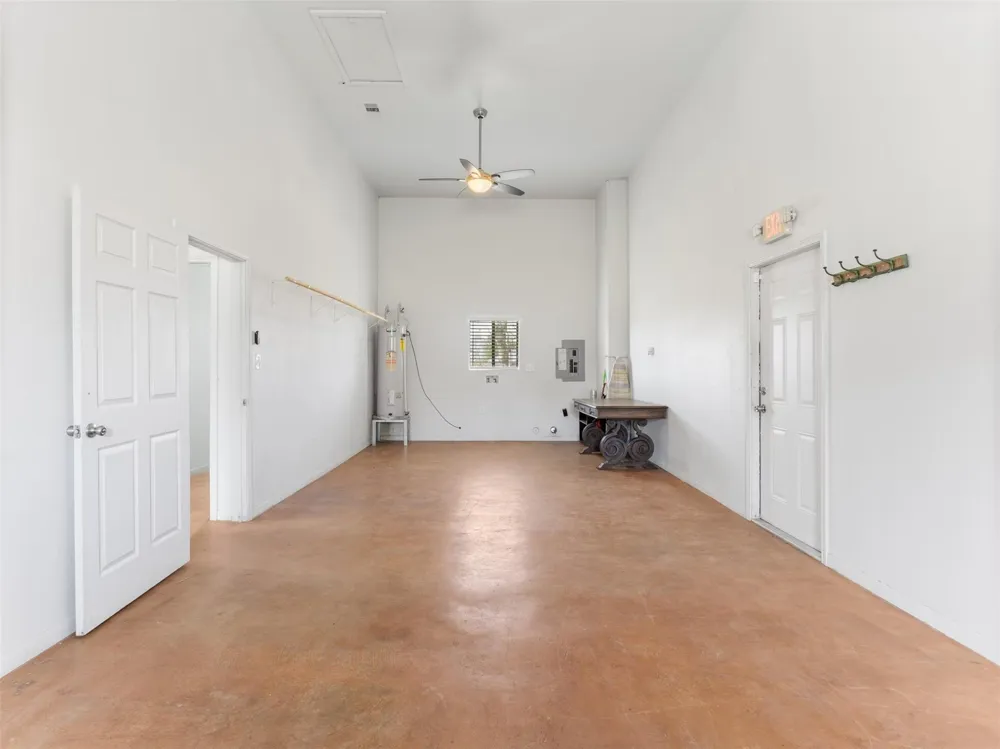 20501 Fm 521 Wadsworth, TX 77414