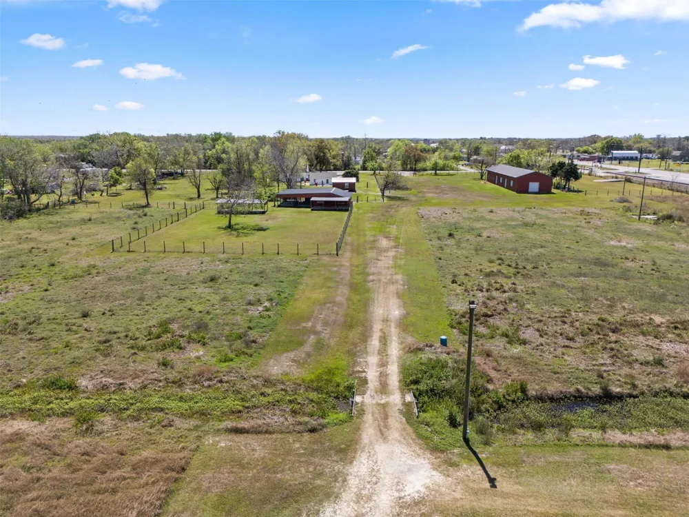 20501 Fm 521 Wadsworth, TX 77414