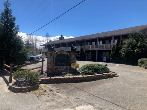96 Cascade Trail