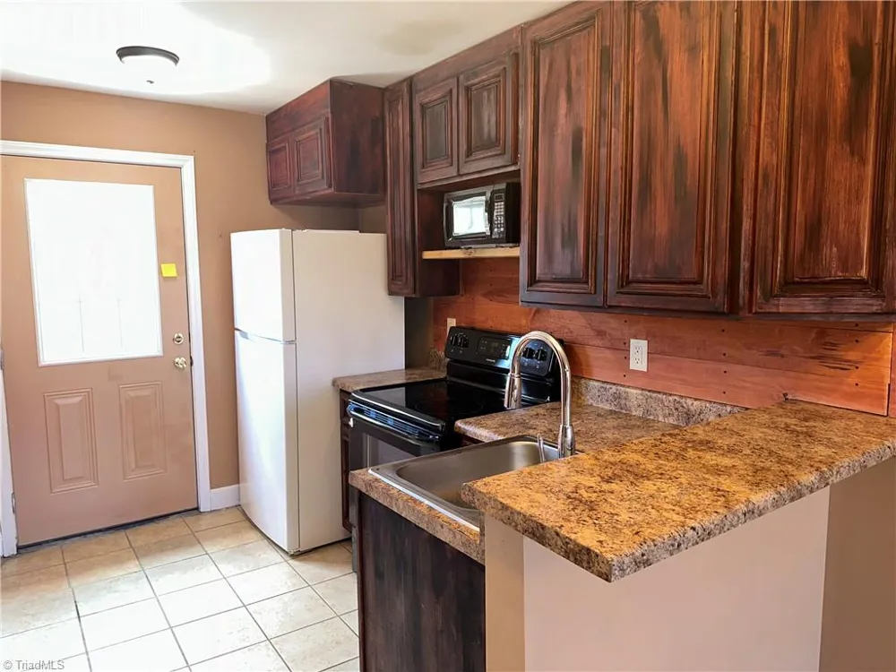 96 Cascade Trail Fancy Gap, VA 24328