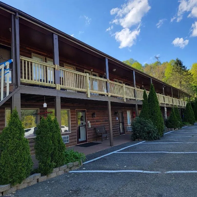 96 Cascade Trail Fancy Gap, VA 24328