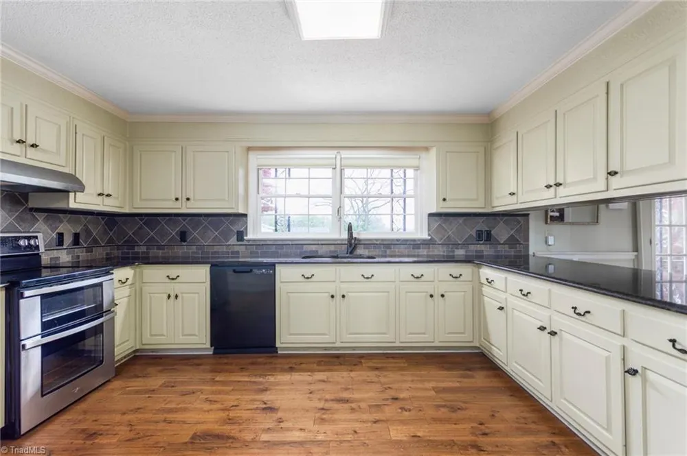 7201 Efland Cedar Grove Road Cedar Grove, NC 27231