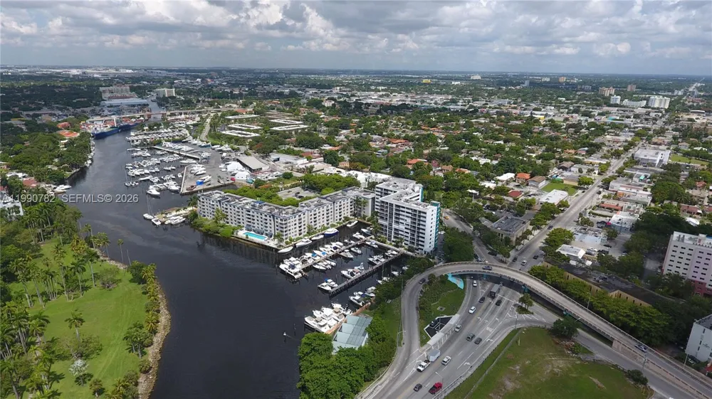 1700 NW North River Dr Miami, FL 33125