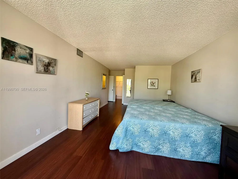 200 Leslie Dr #425 Hallandale Beach, FL 33009