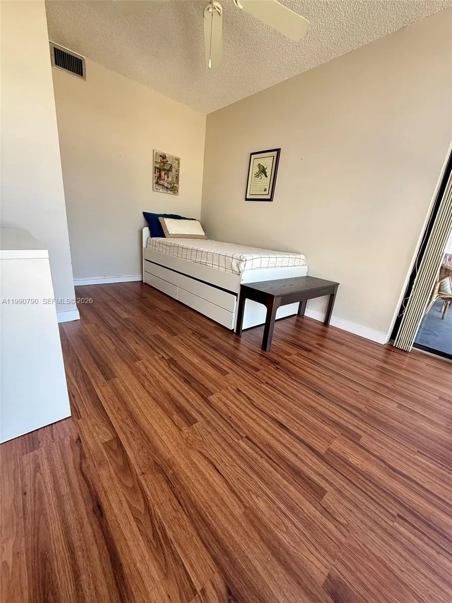 200 Leslie Dr #425 Hallandale Beach, FL 33009