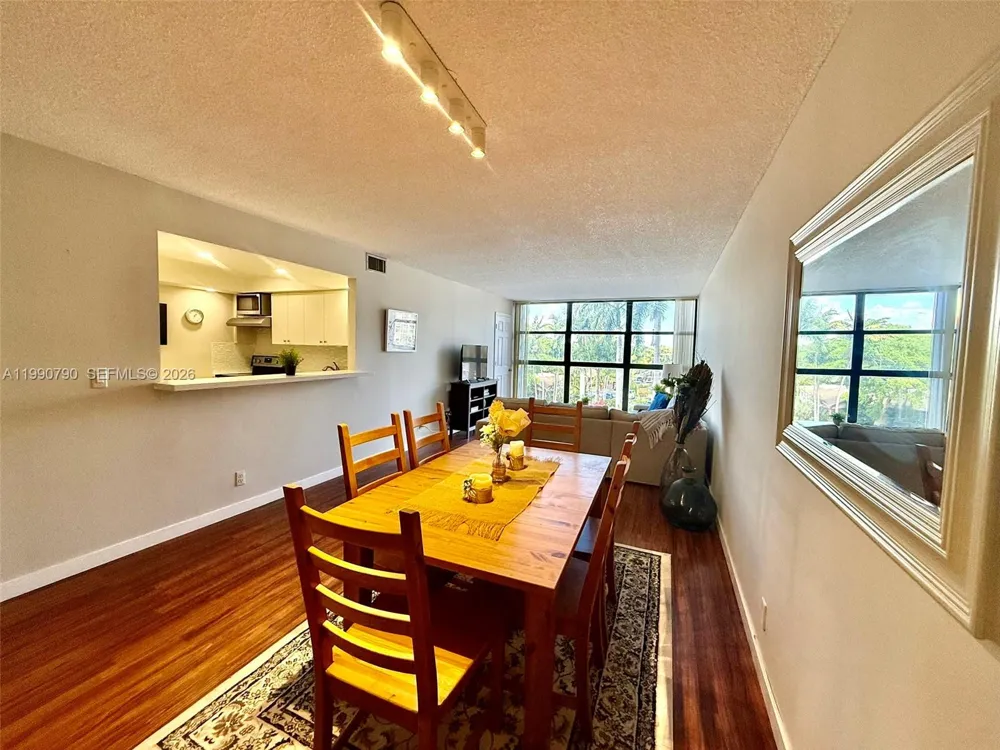 200 Leslie Dr #425 Hallandale Beach, FL 33009