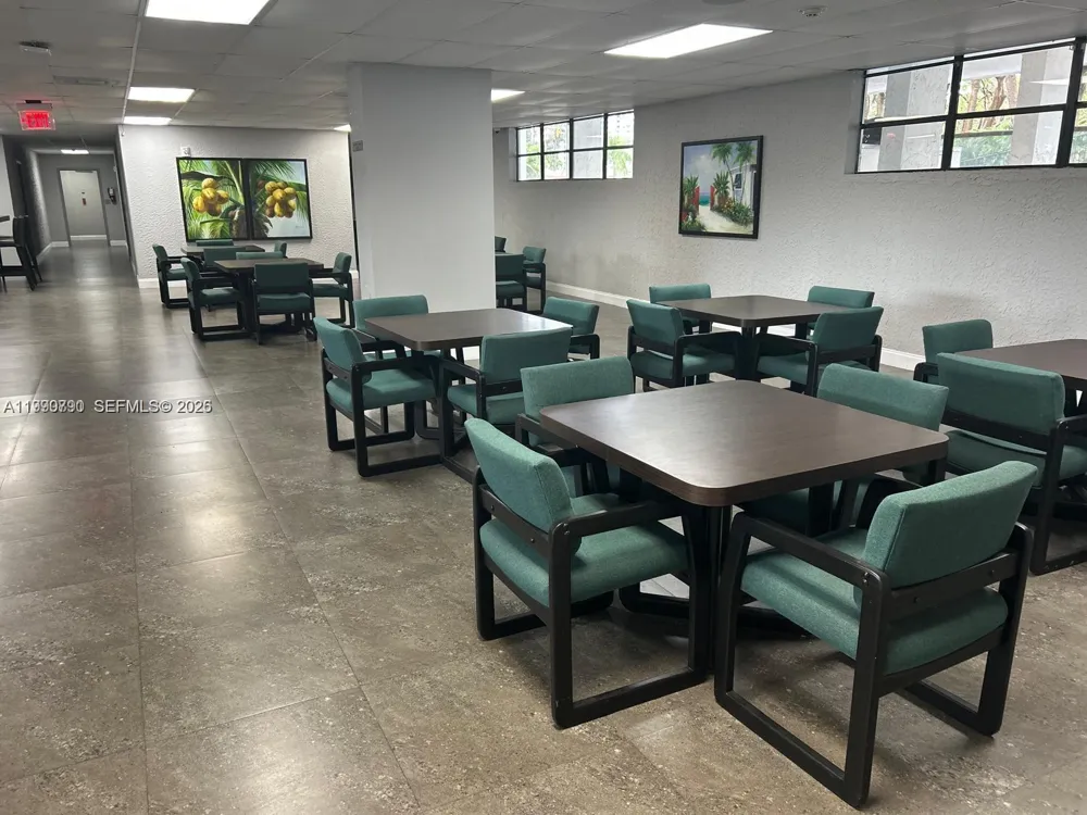 200 Leslie Dr #425 Hallandale Beach, FL 33009