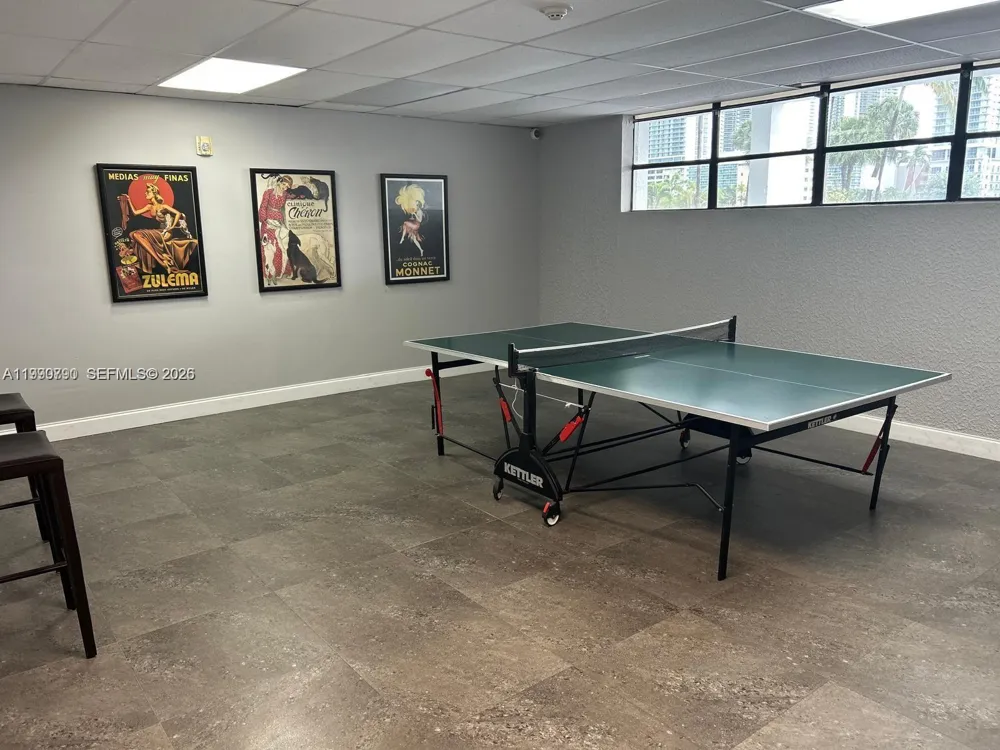 200 Leslie Dr #425 Hallandale Beach, FL 33009