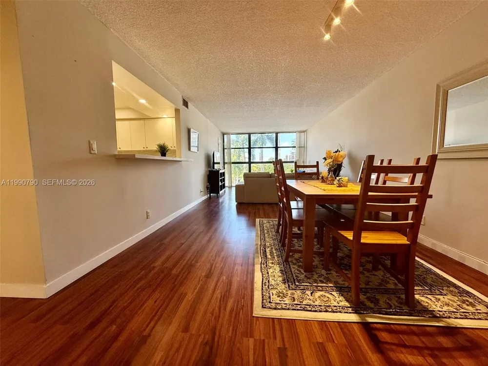 200 Leslie Dr #425 Hallandale Beach, FL 33009