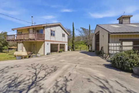 42135 San Francisquito Canyon Road