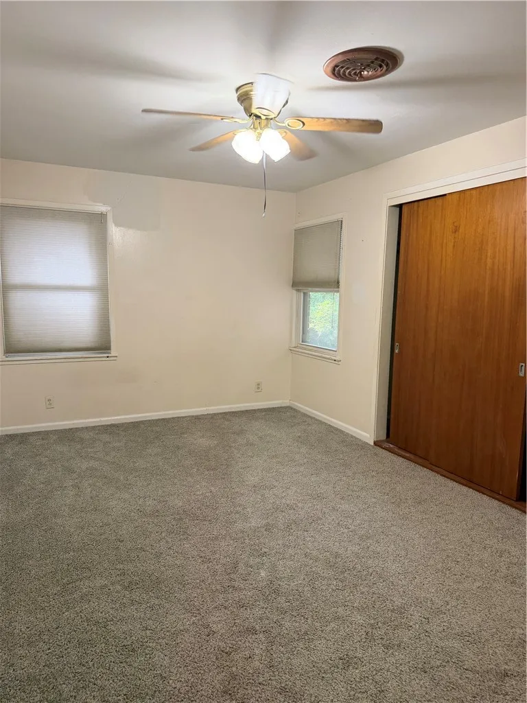 525 Grant Place Corpus Christi, TX 78411