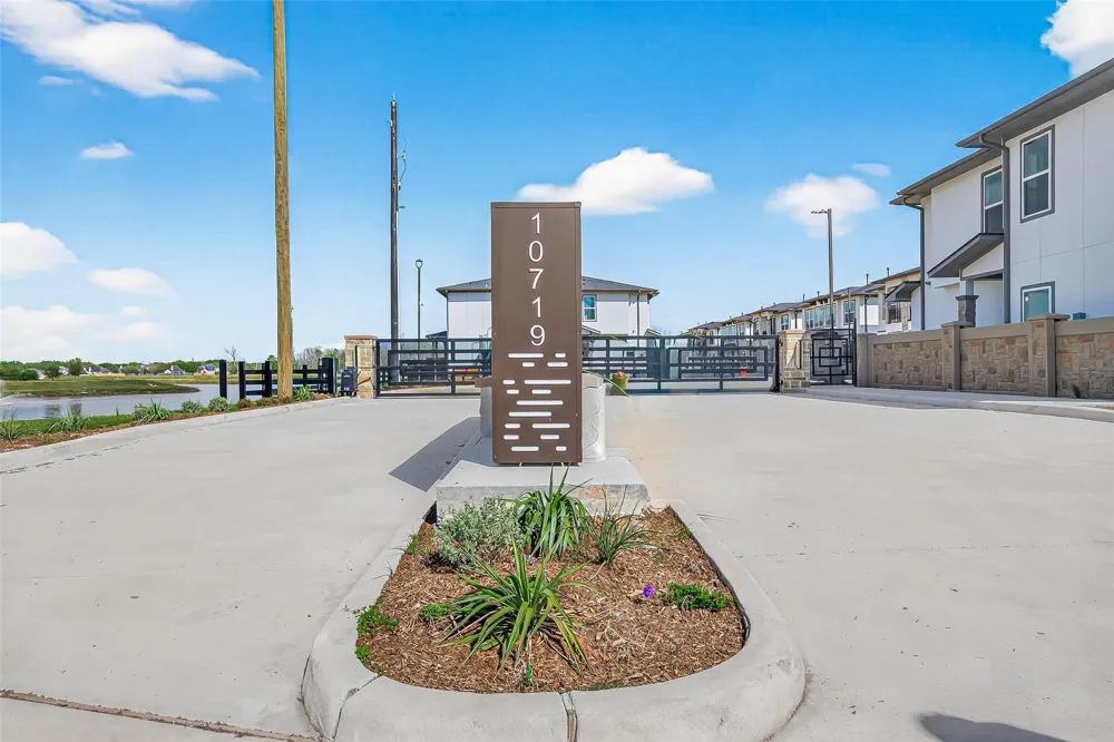 10719 Mason Rd #3 Richmond, TX 77406