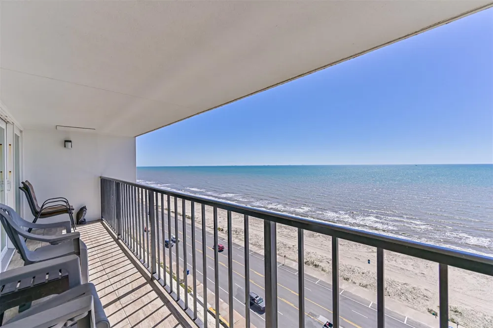 7310 Seawall Boulevard #1203 Galveston, TX 77551