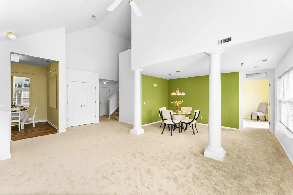 9475 Lakeside Drive Ypsilanti Charter Township, MI 48197