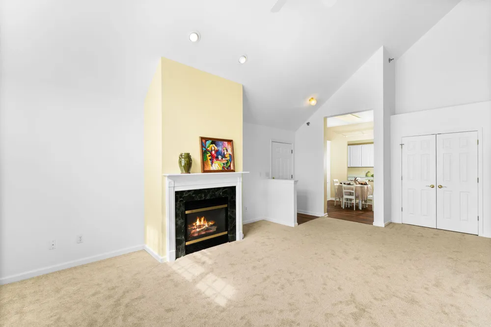 9475 Lakeside Drive Ypsilanti Charter Township, MI 48197