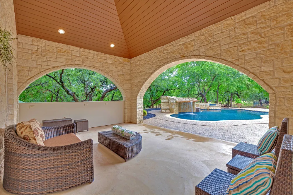 1130 Whispering Water Spring Branch, TX 78070