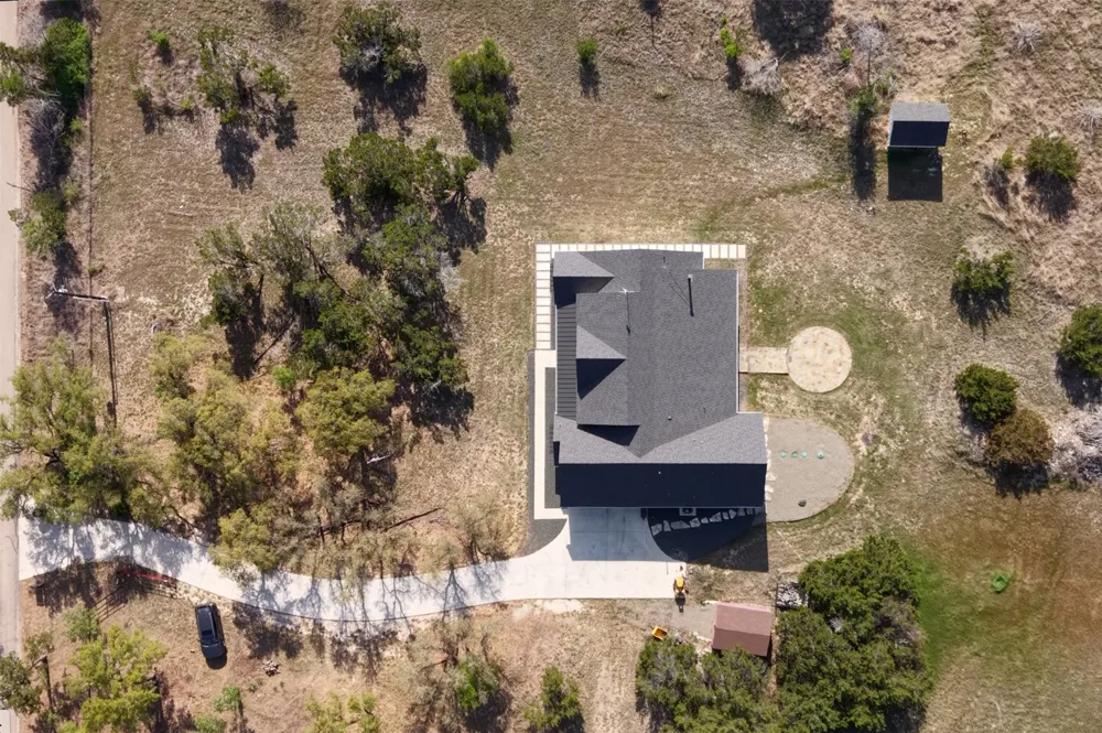 300 County Road 220 Florence, TX 76527
