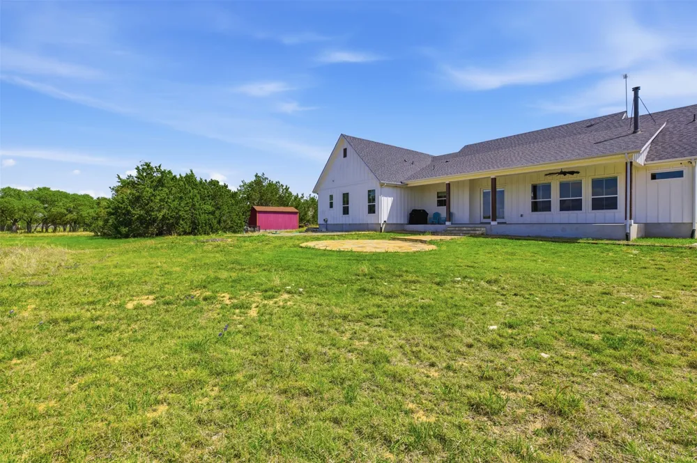 300 County Road 220 Florence, TX 76527