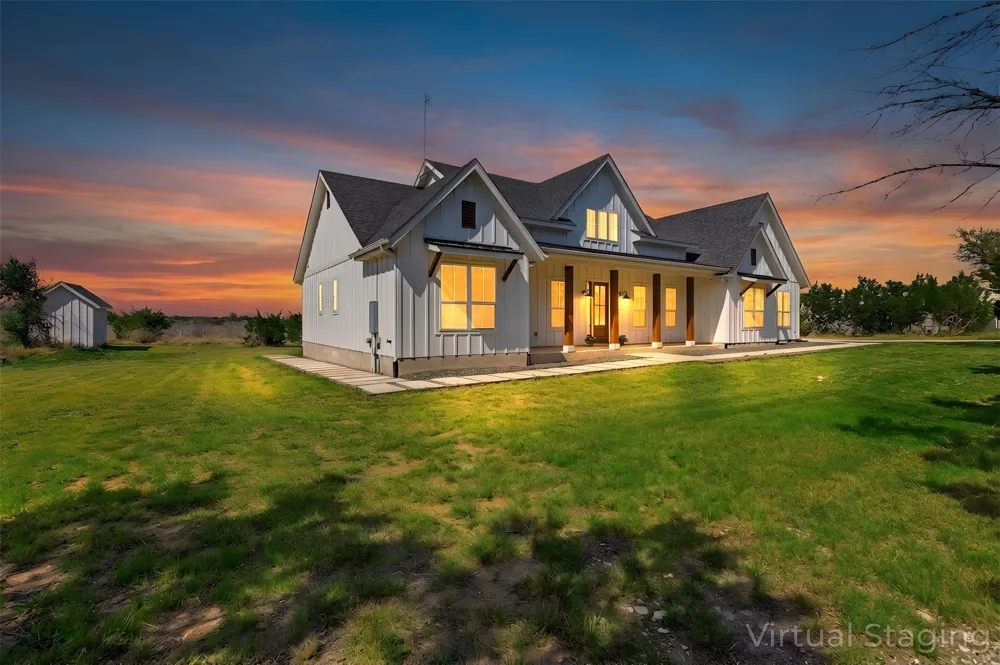 300 County Road 220 Florence, TX 76527
