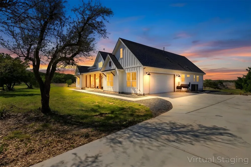 300 County Road 220 Florence, TX 76527