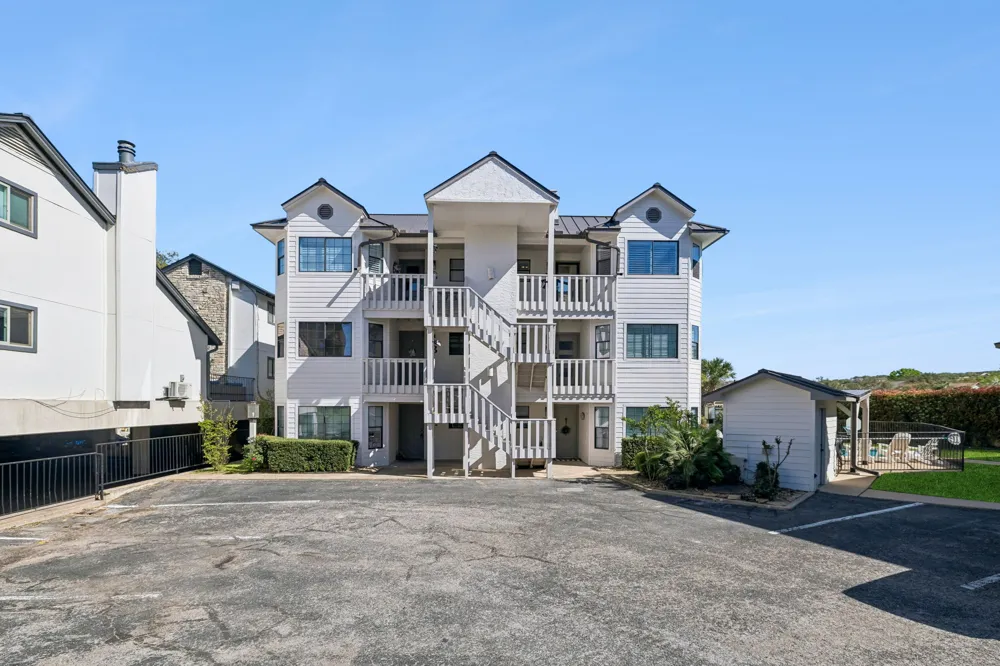 101 Island Drive Horseshoe Bay, TX 78657