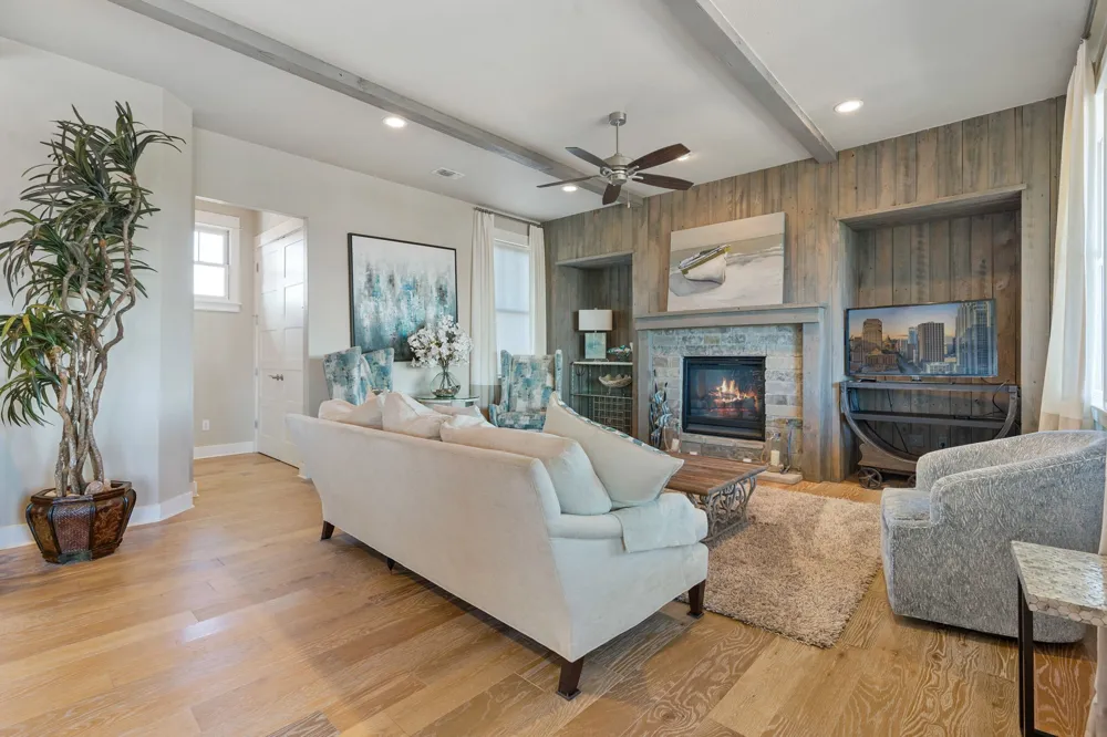 2208 Seabiscuit Cove #133 Spicewood, TX 78669