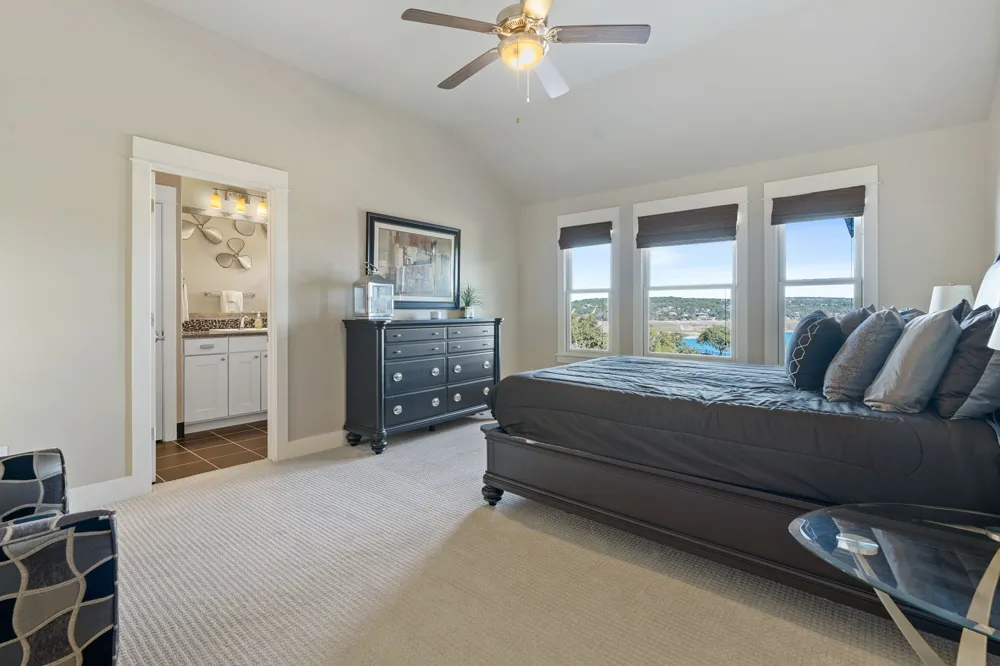 2208 Seabiscuit Cove #133 Spicewood, TX 78669