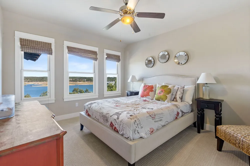 2208 Seabiscuit Cove #133 Spicewood, TX 78669