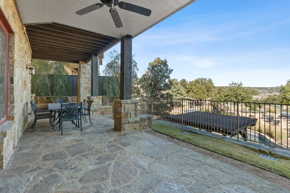 2208 Seabiscuit Cove #133 Spicewood, TX 78669