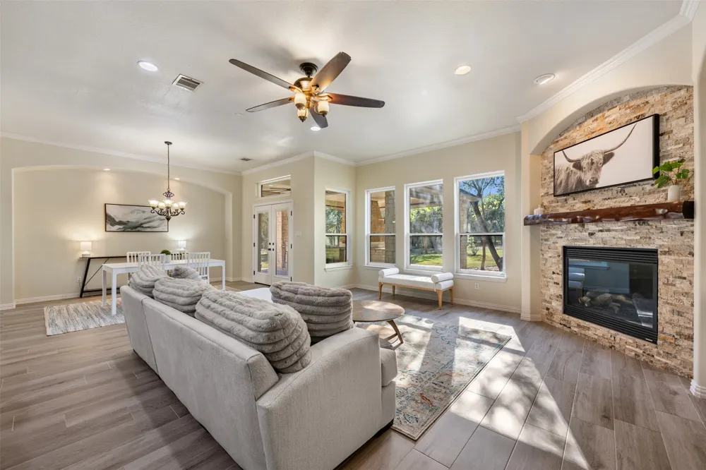 181 Whitney Run Buda, TX 78610
