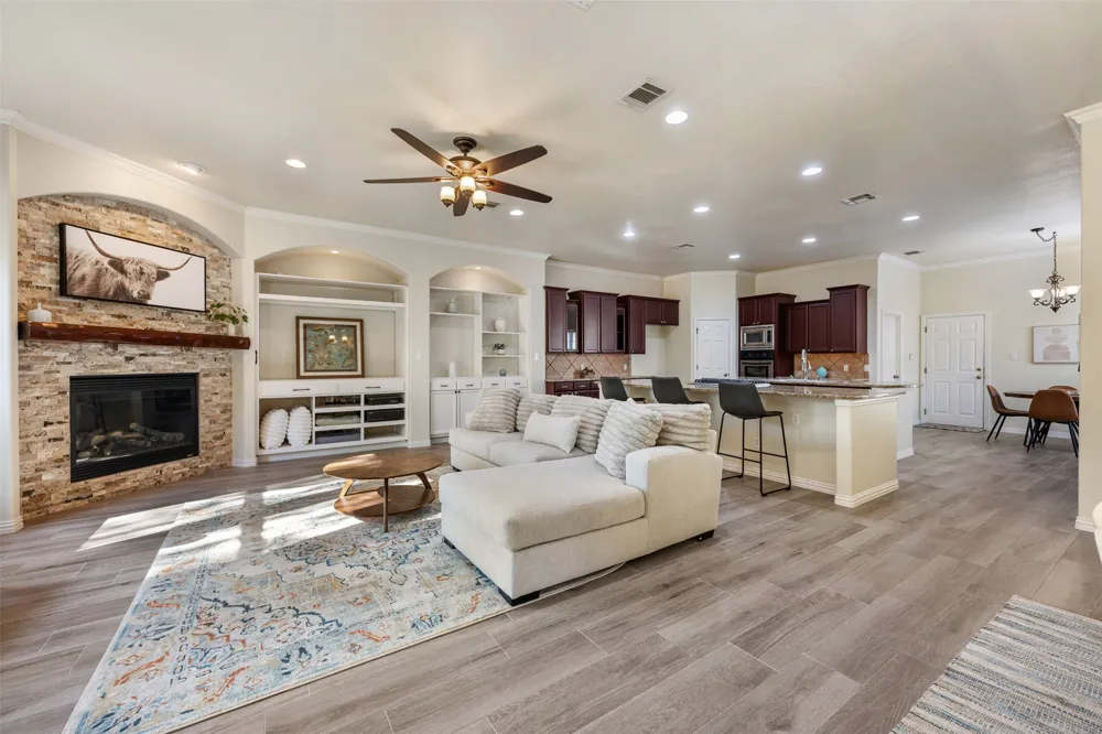 181 Whitney Run Buda, TX 78610