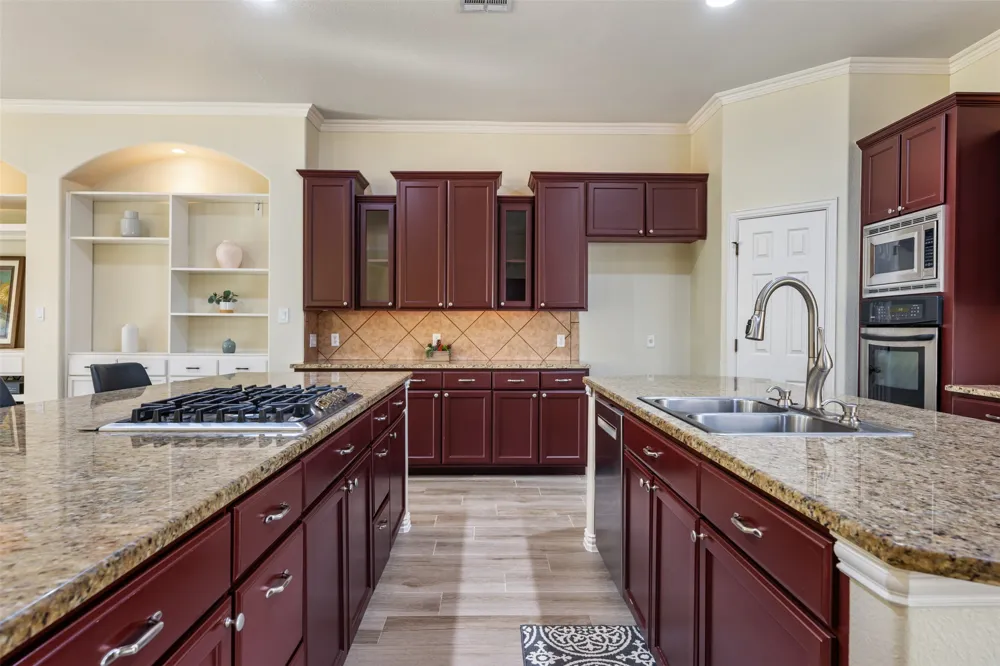 181 Whitney Run Buda, TX 78610