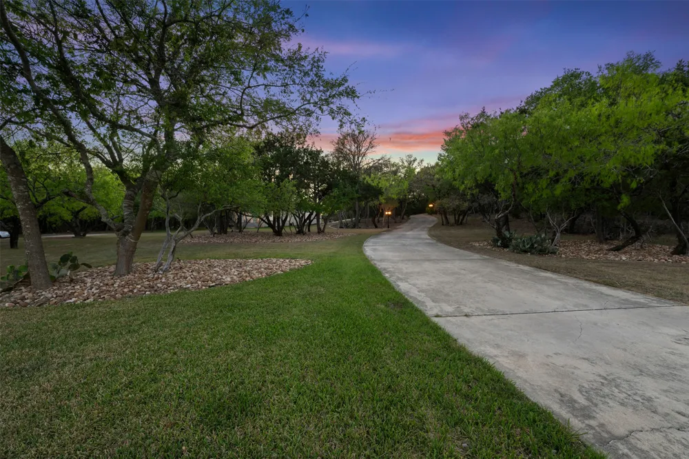 181 Whitney Run Buda, TX 78610