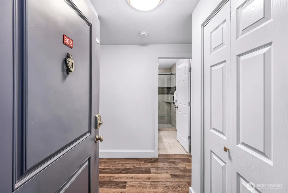 14002 NE 181st Place #A302 Woodinville, WA 98072
