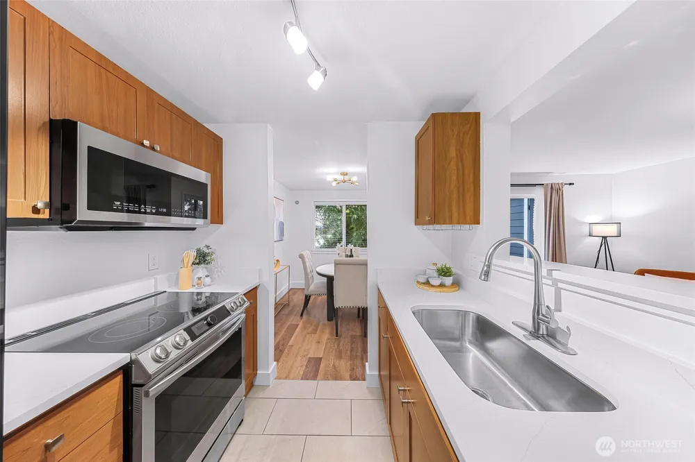 14002 NE 181st Place #A302 Woodinville, WA 98072