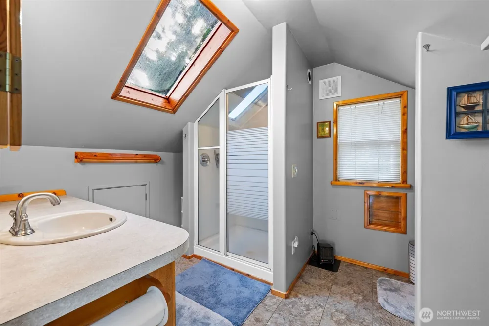 471 Barr Road Grays River, WA 98621