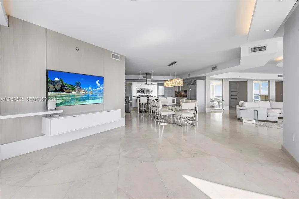 18201 Collins ave #1209 Sunny Isles Beach, FL 33160