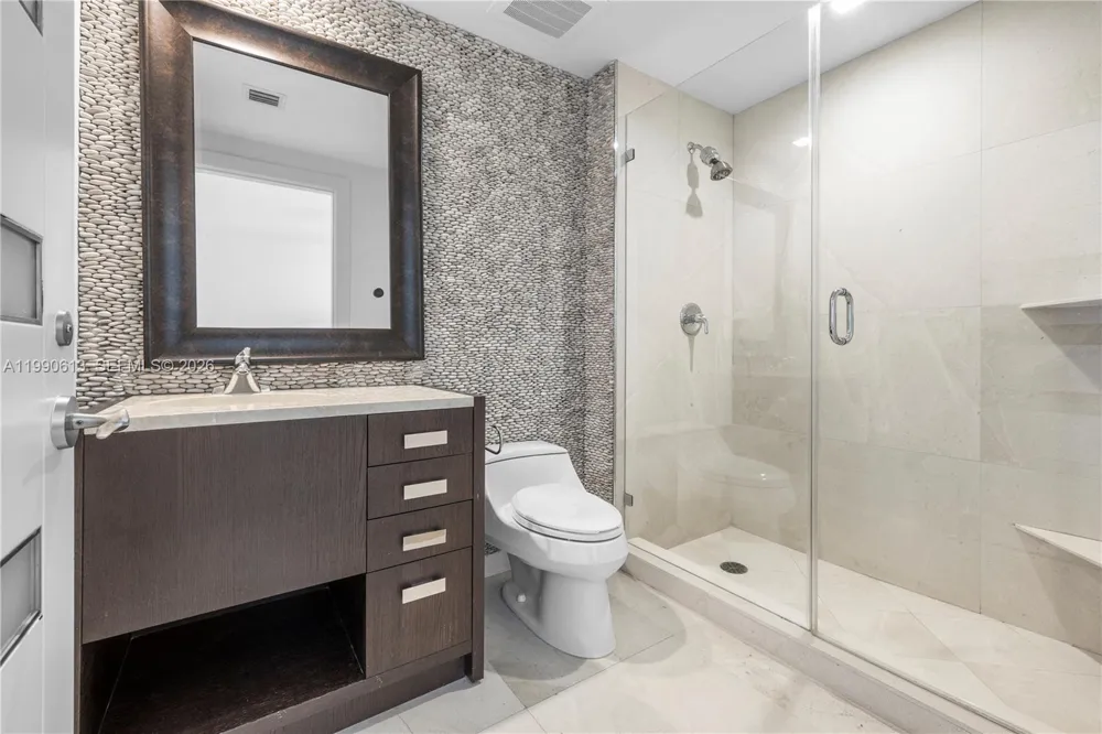 18201 Collins ave #1209 Sunny Isles Beach, FL 33160