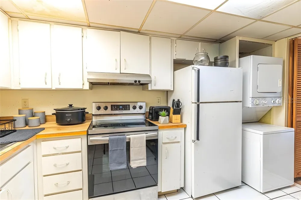 709 RUSSELL LANE #222 Brandon, FL 33510