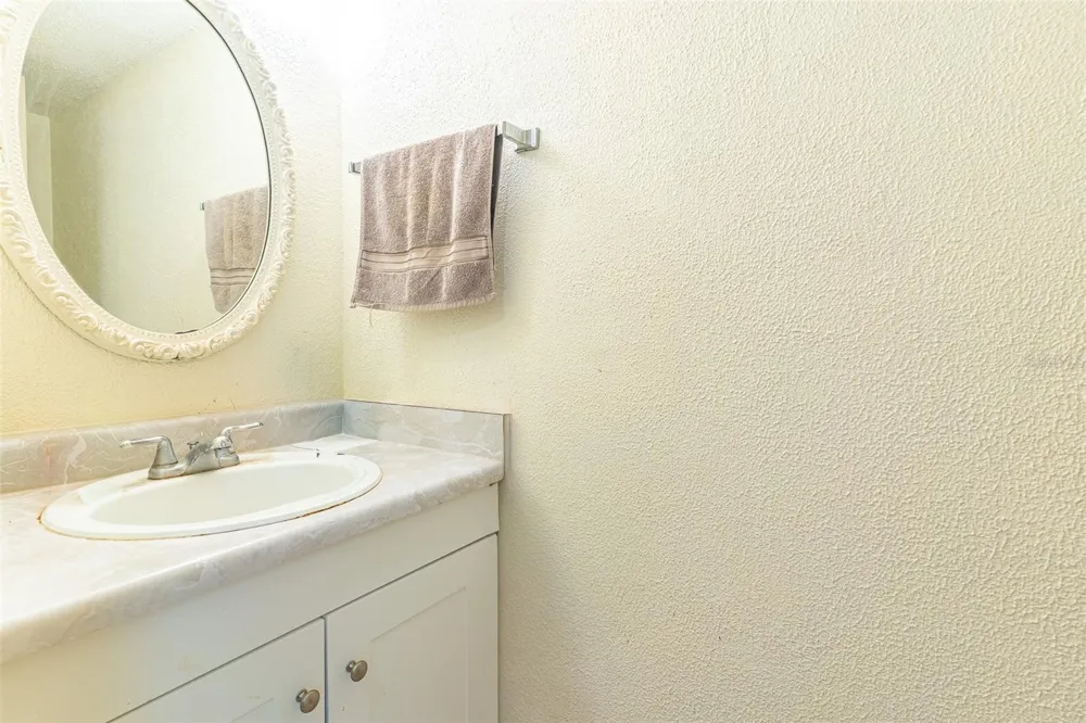 709 RUSSELL LANE #222 Brandon, FL 33510