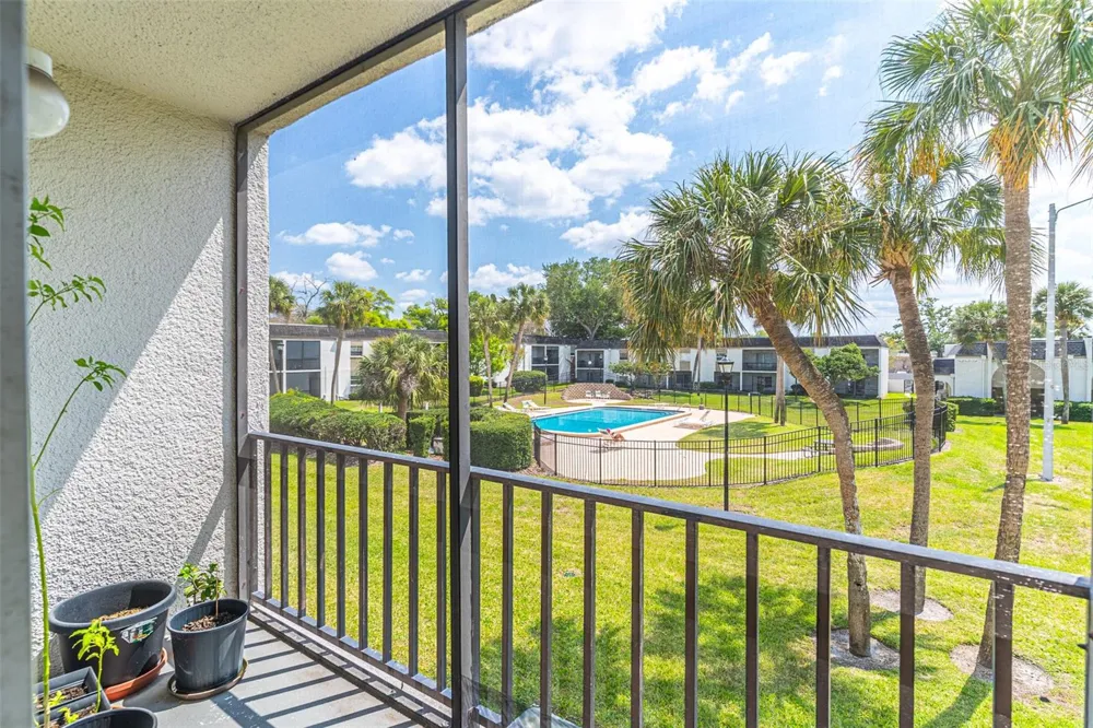 709 RUSSELL LANE #222 Brandon, FL 33510