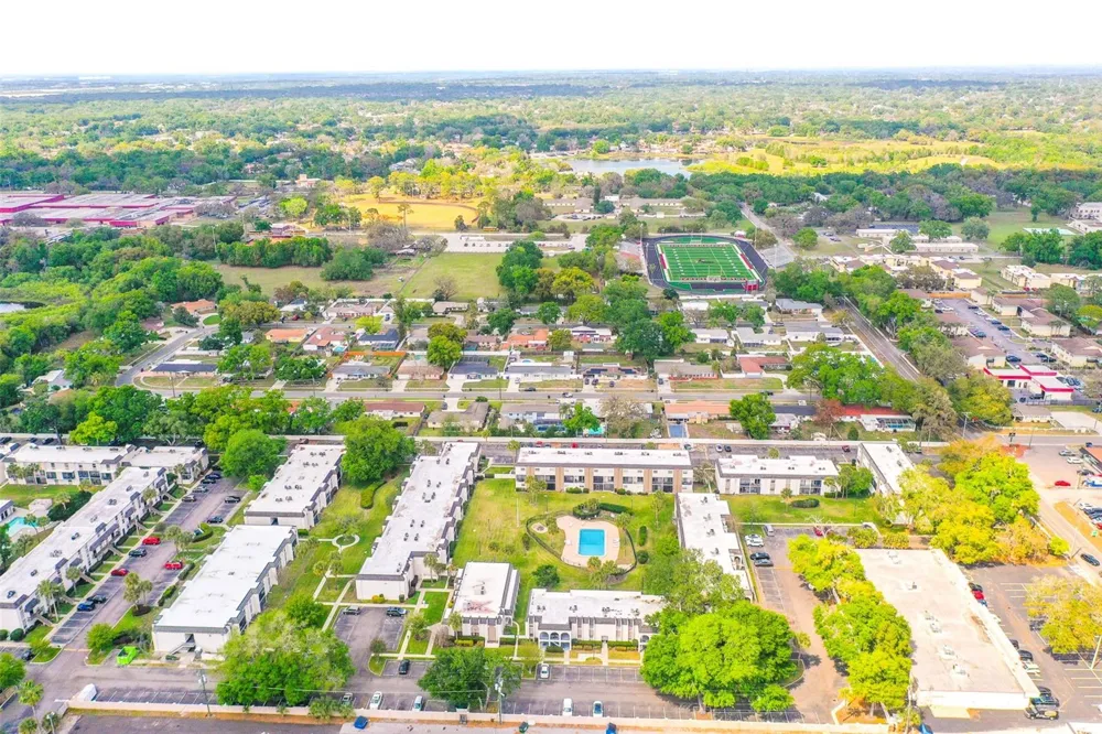709 RUSSELL LANE #222 Brandon, FL 33510