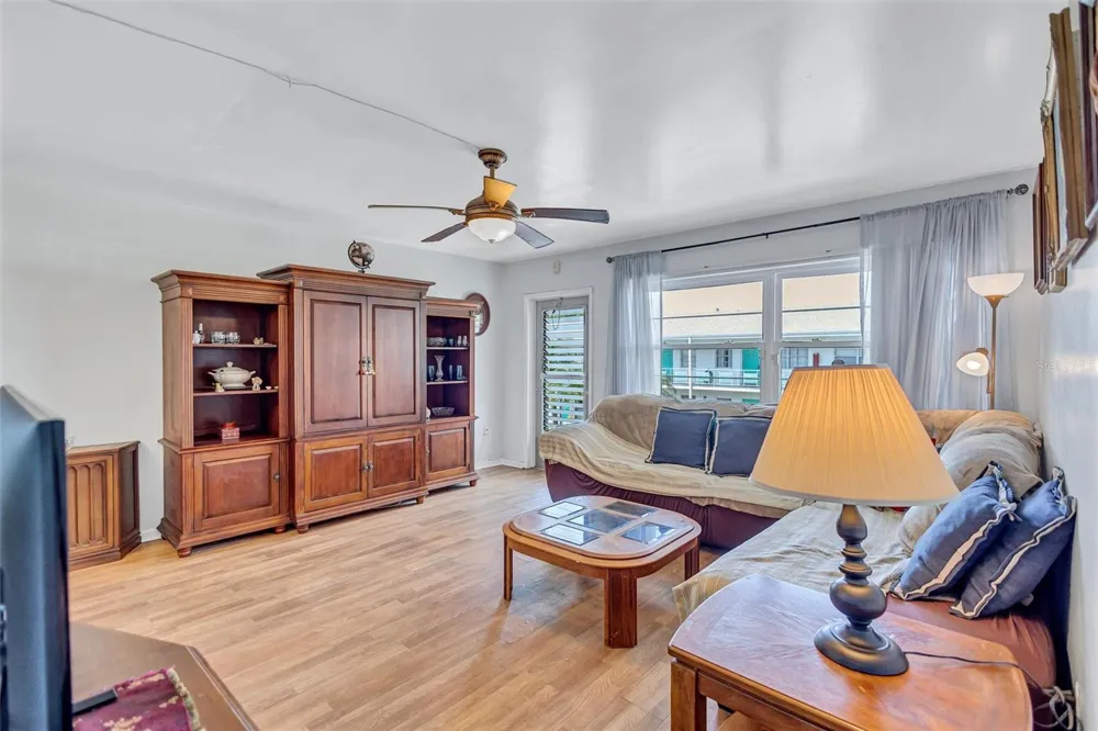 5940 21ST STREET #11 St Petersburg, FL 33714