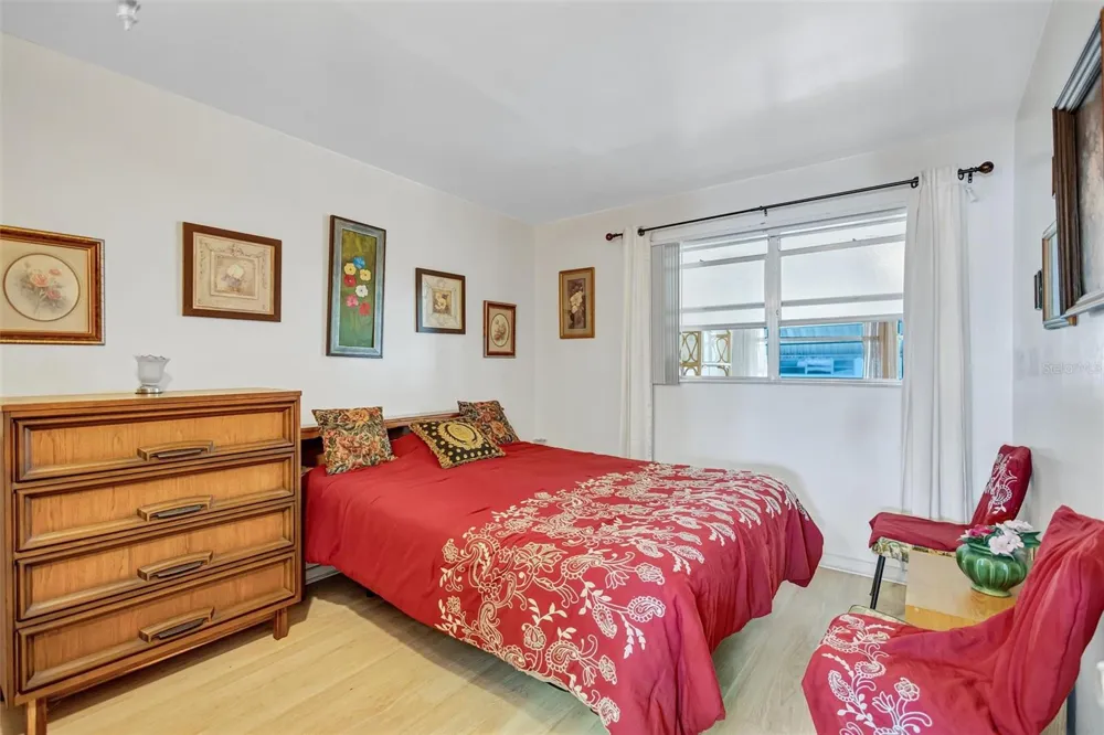 5940 21ST STREET #11 St Petersburg, FL 33714