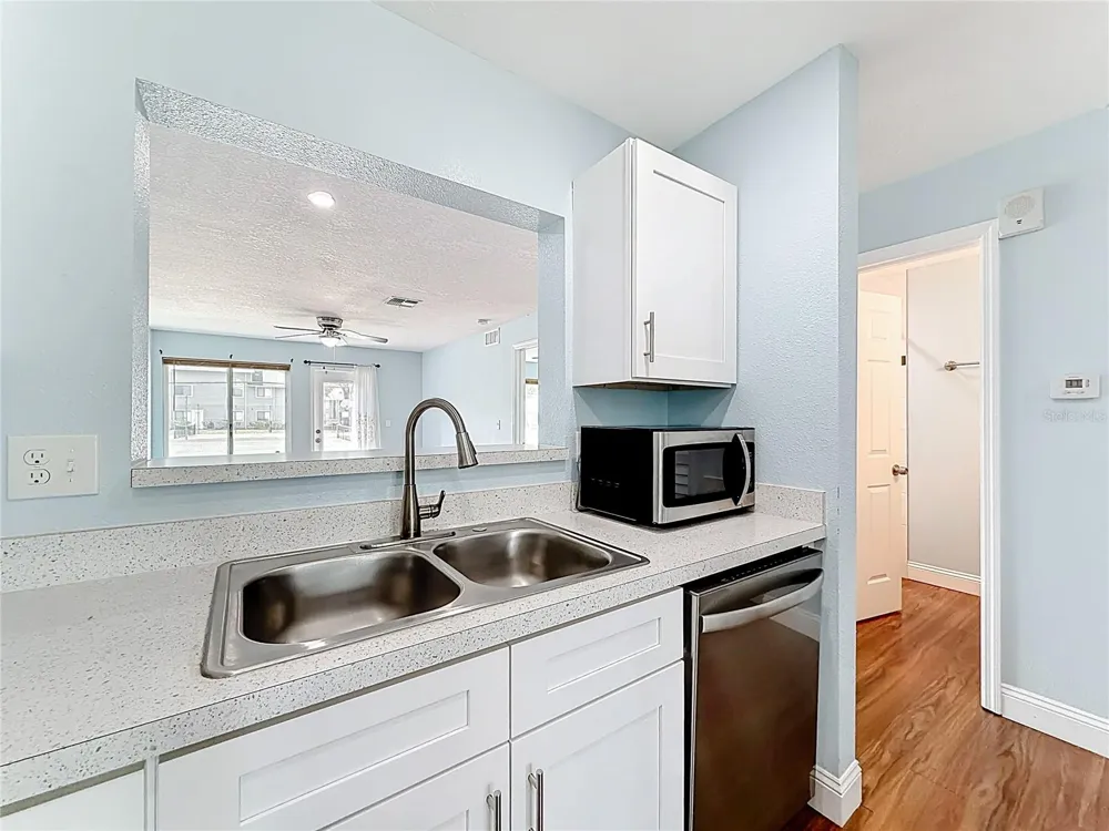 2260 GRENWICH AVENUE #2260 Orlando, FL 32817
