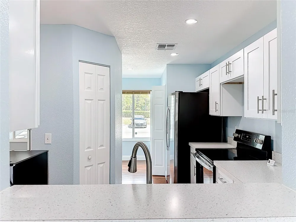 2260 GRENWICH AVENUE #2260 Orlando, FL 32817