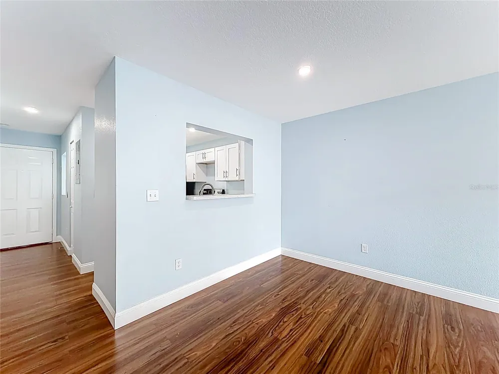 2260 GRENWICH AVENUE #2260 Orlando, FL 32817