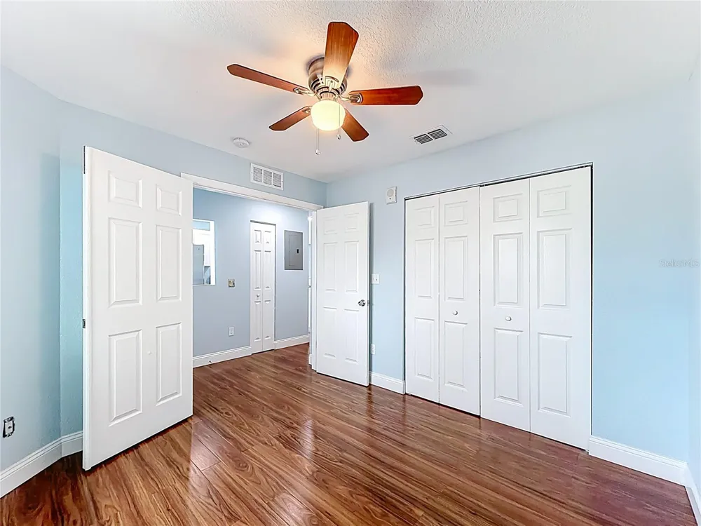 2260 GRENWICH AVENUE #2260 Orlando, FL 32817