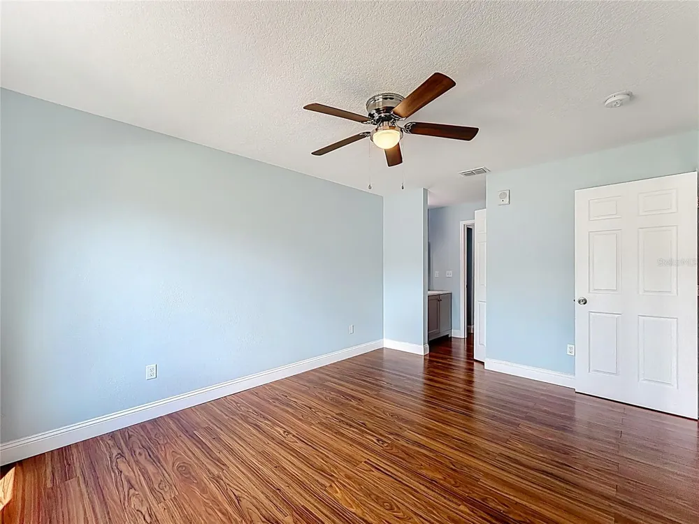 2260 GRENWICH AVENUE #2260 Orlando, FL 32817